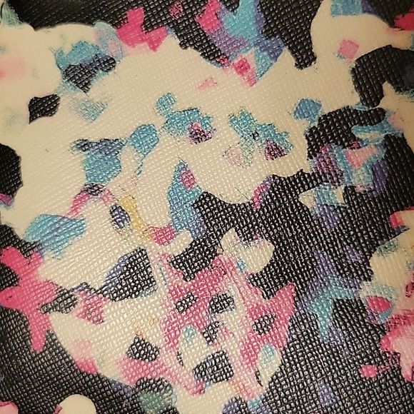 Kate Spade long zip leather wallet in pretty water color pattern - Picture 3 of 10